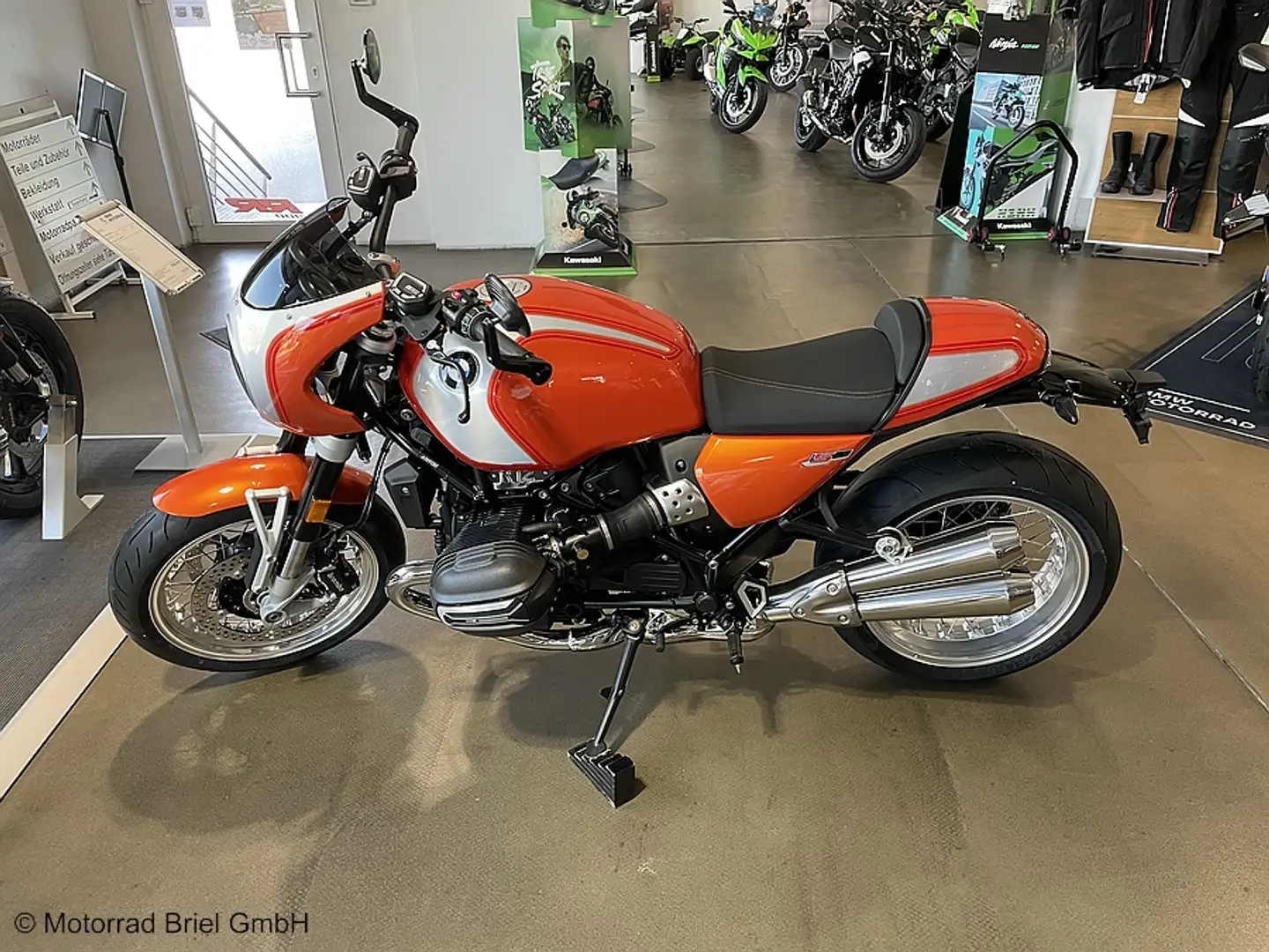 BMW R 12 nineT - 1