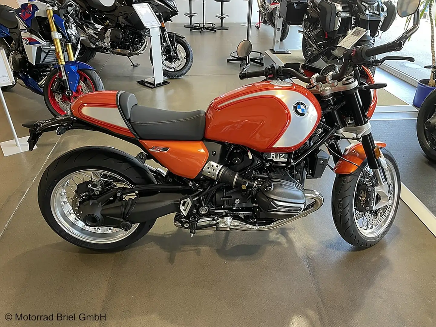 BMW R 12 nineT - 2