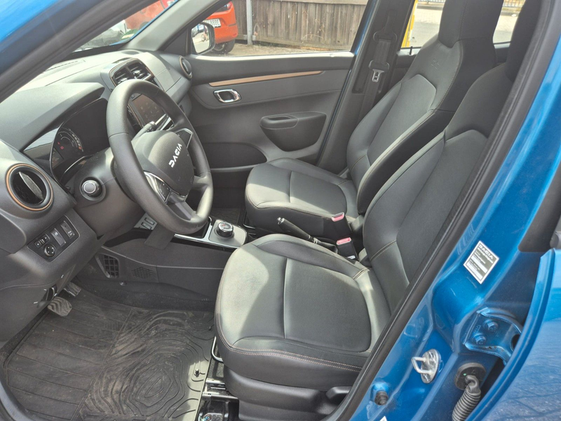 Dacia Spring Electric Extreme 65 CCS -wie neu- — photo 12