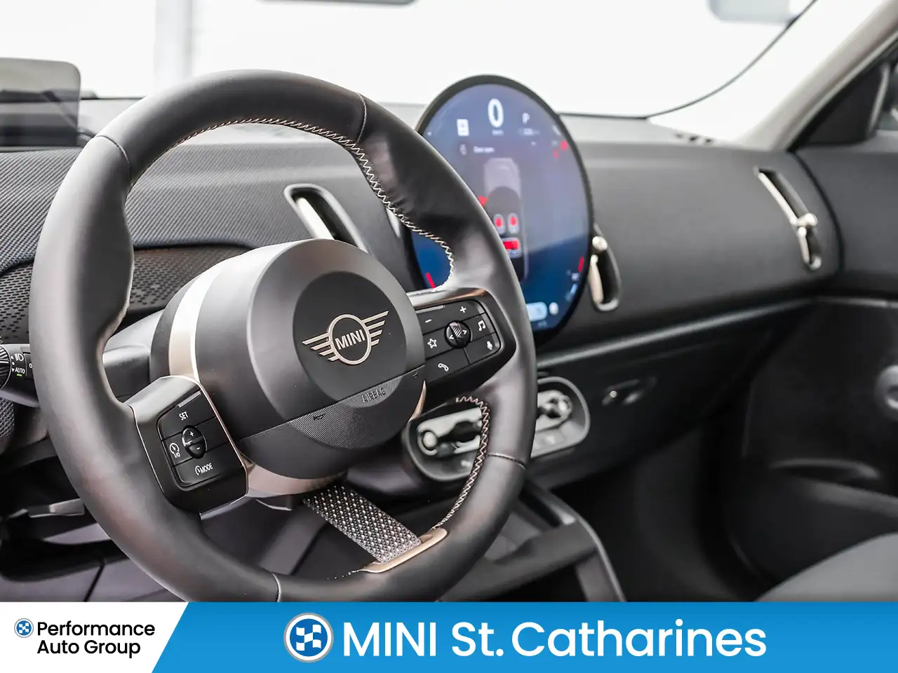 MINI Countryman снимка MINI Countryman