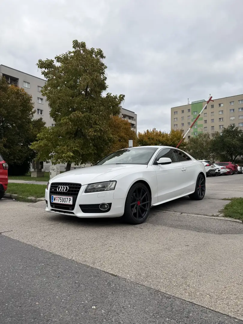 Audi A5 Coupé 2,0 T FSI quattro S-tronic - 1