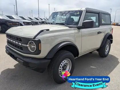 Brown 2026 Ford Bronco 2-Door 4WD SUV / Crossover Four-Wheel Drive 7-Speed Manual