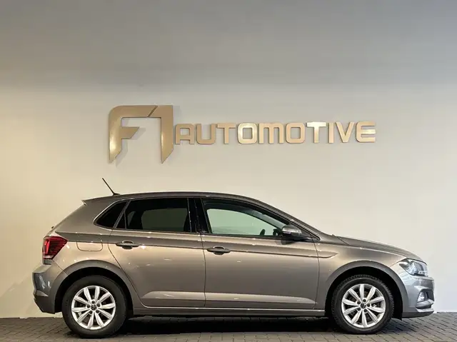 Volkswagen Polo view 6