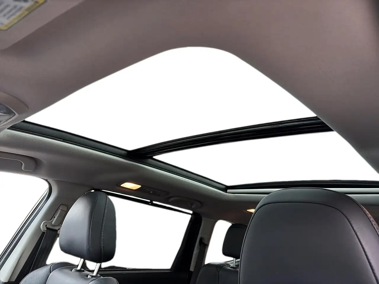 Subaru Ascent снимка Subaru Ascent