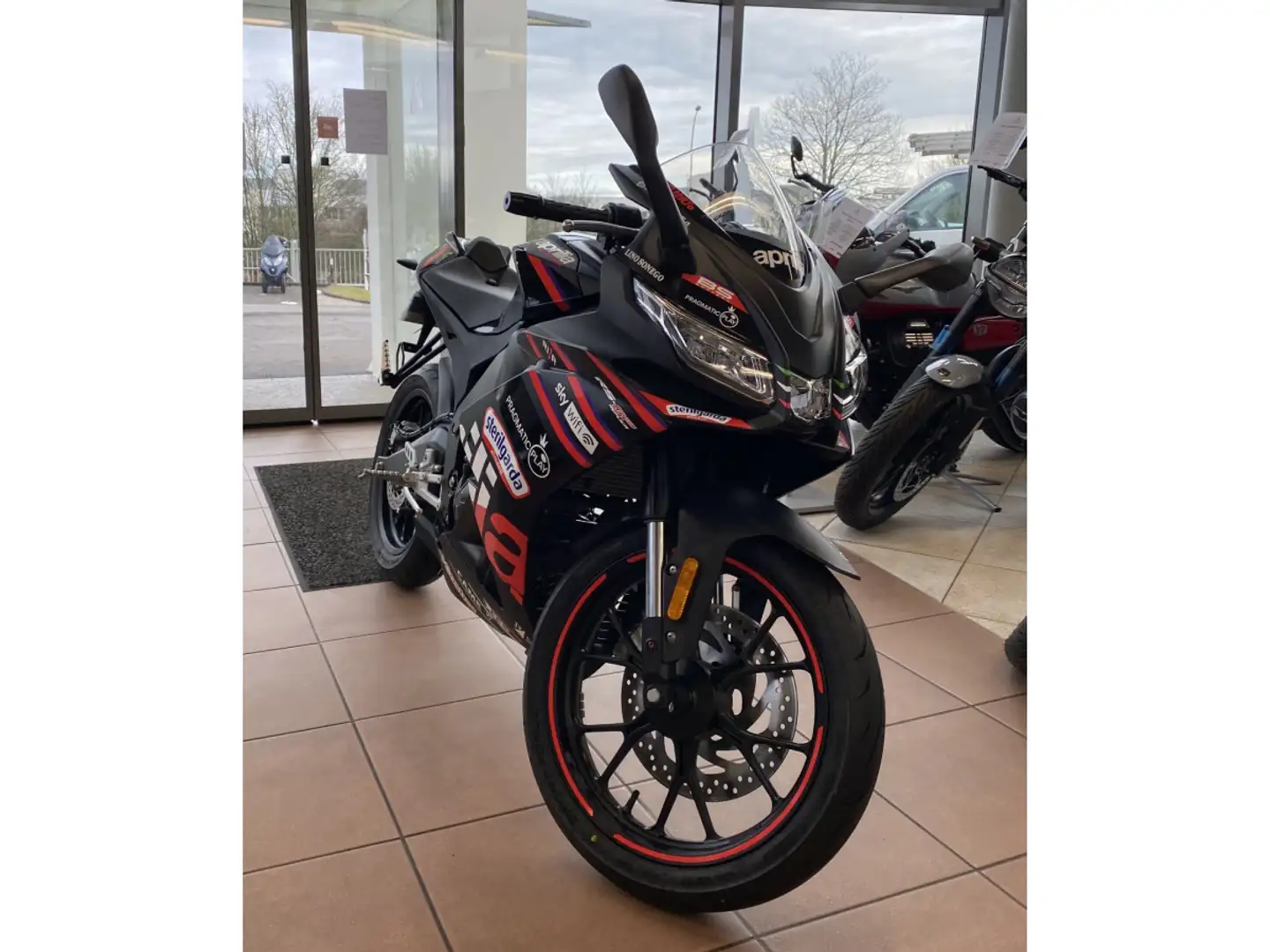 Aprilia RS 125 Replica - 1