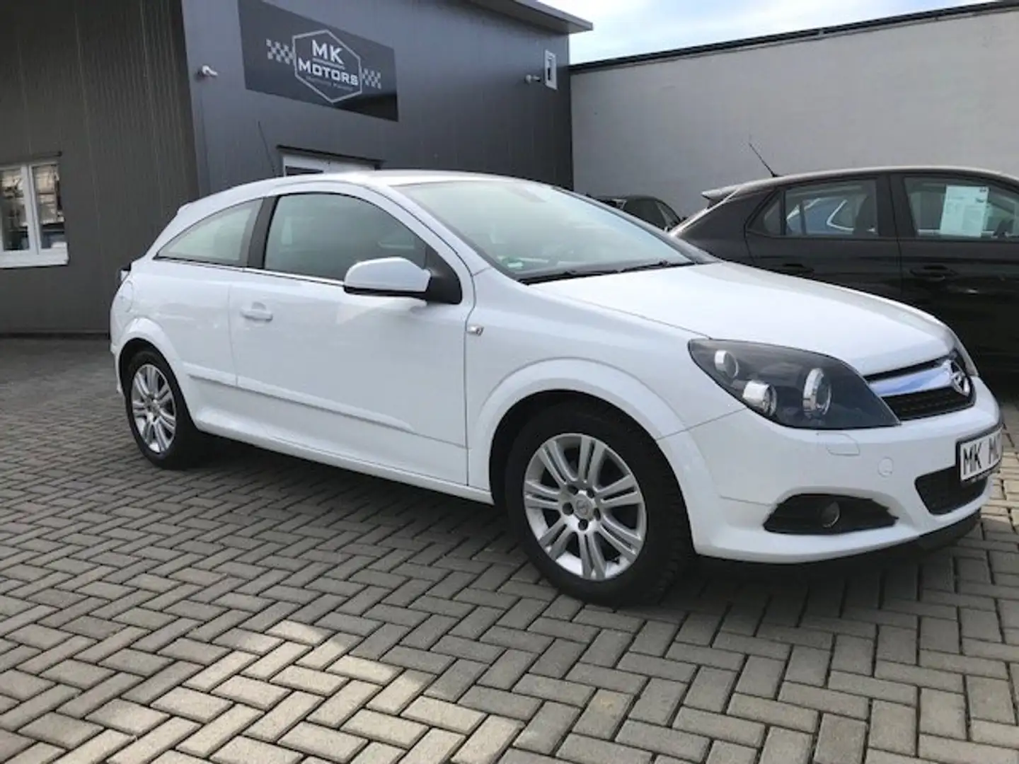 Opel Astra Cosmo Blanc - 1