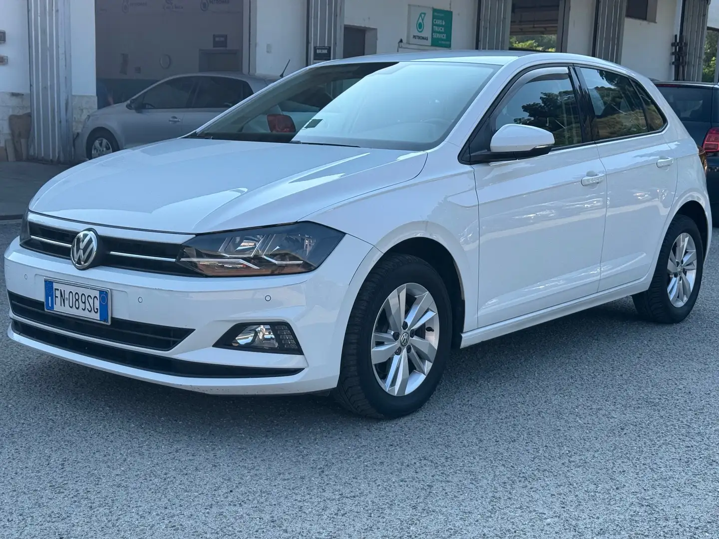 Volkswagen Polo Polo 5p 1.6 tdi Comfortline 95cv Bianco - 1