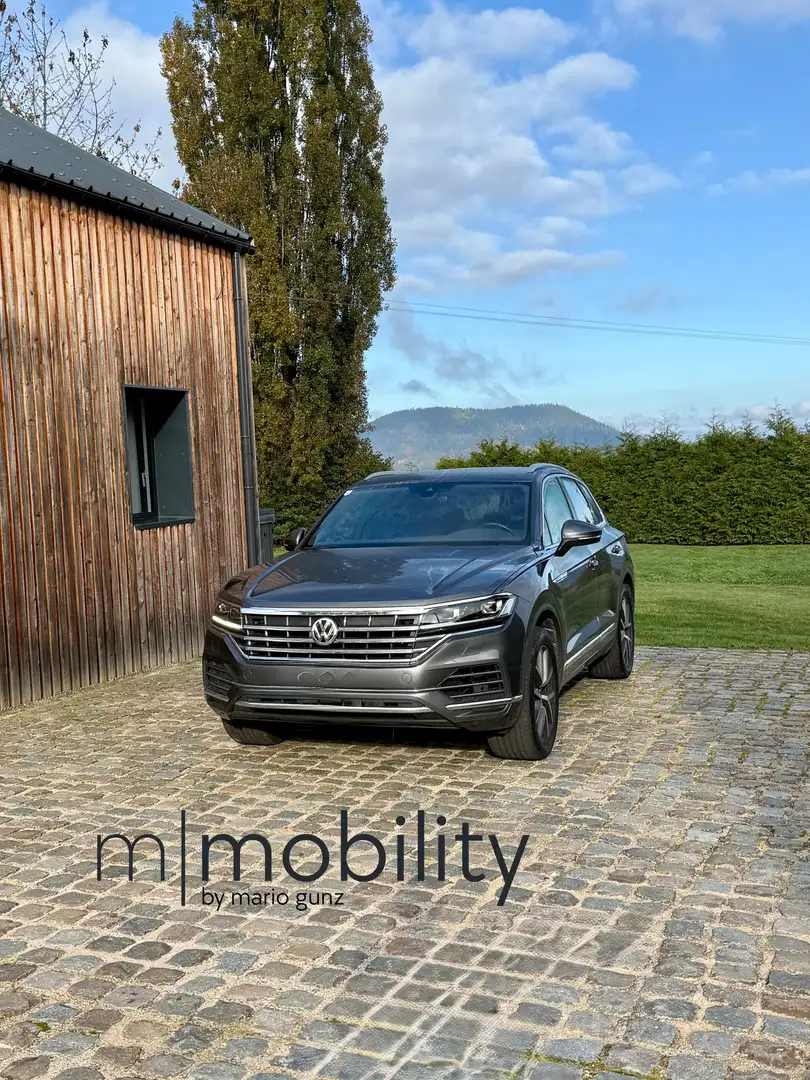Volkswagen Touareg 3.0 V6 TDI | 1 Jahr Garantie Grau - 1