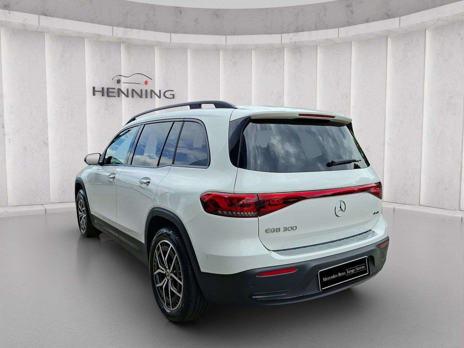 Mercedes-Benz EQB