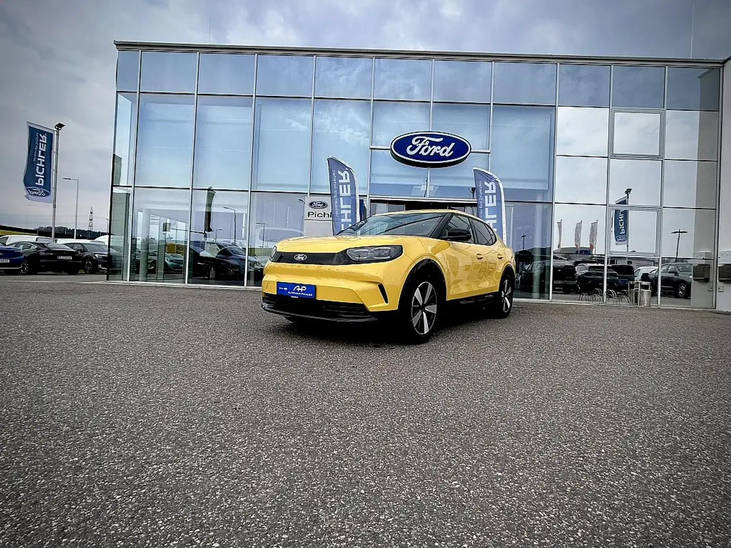 Ford Capri Extended Range 286 PS Aut. LEASING AKTION Gelb - 1