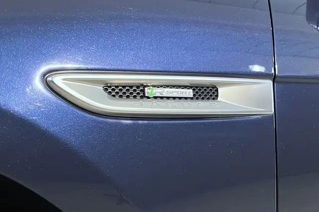 Jaguar F-Pace view 21