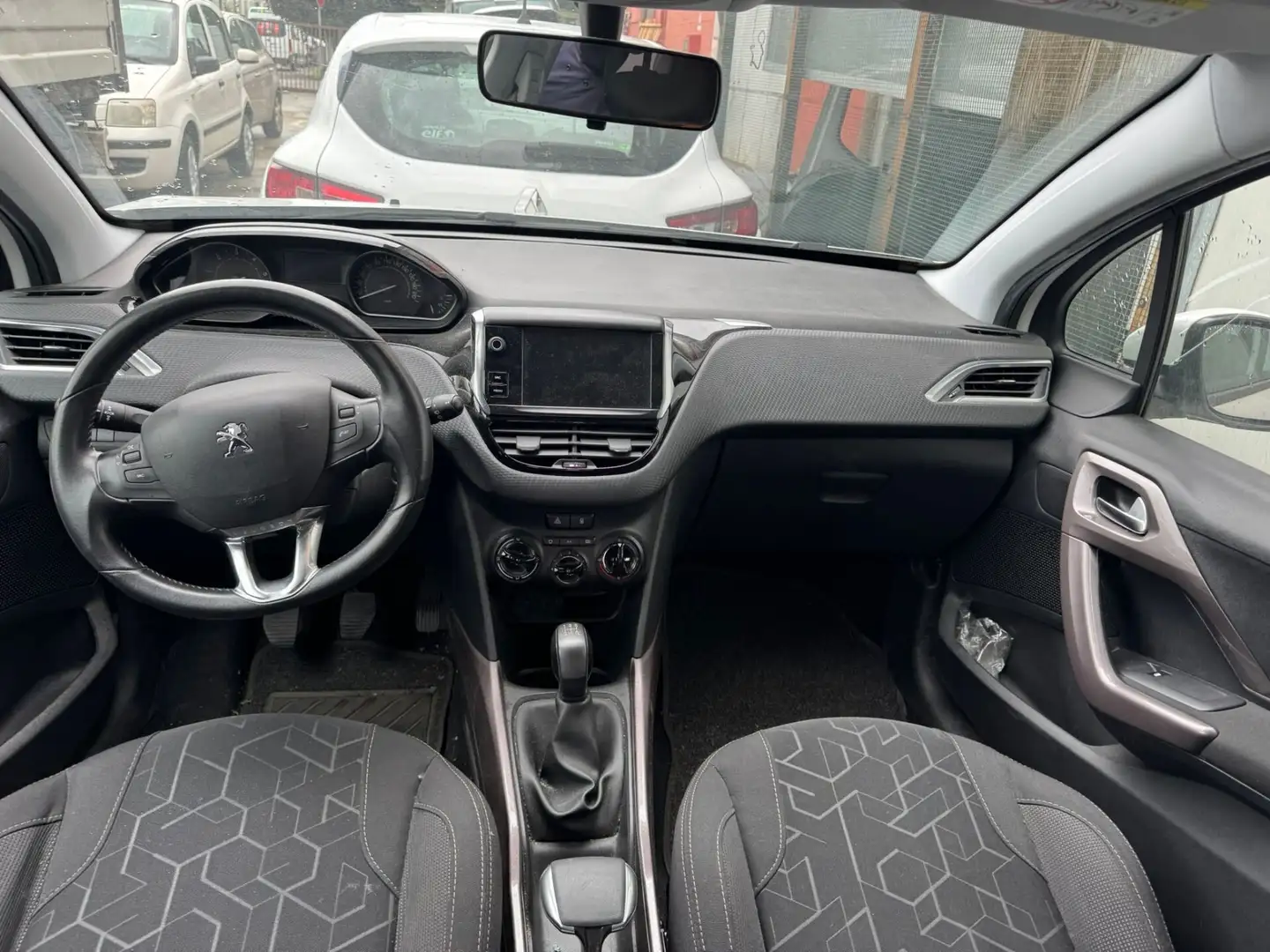 Peugeot 2008 (Incidentata) BlueHDi 75 Active neopatentati Bianco - 2