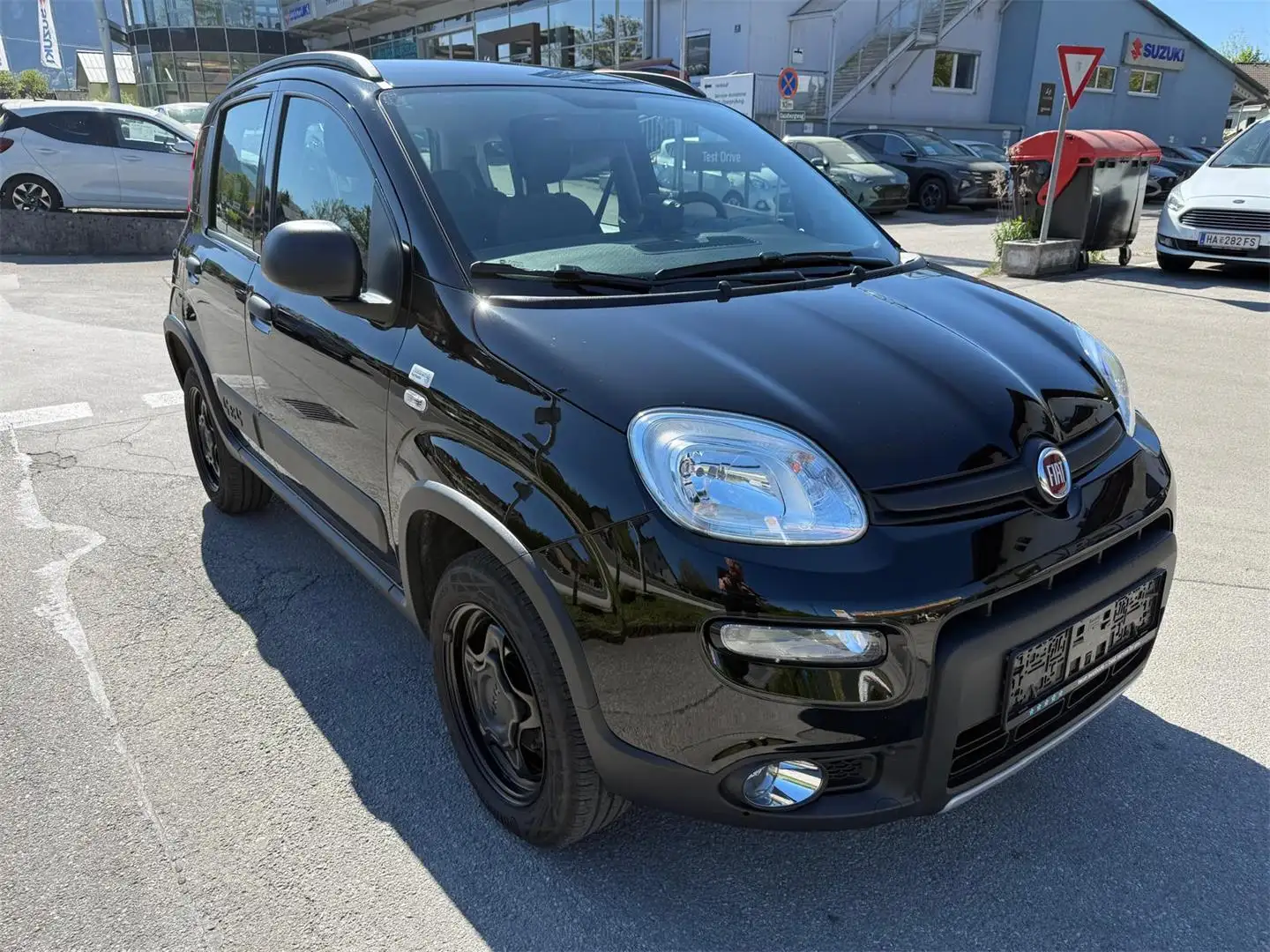 Fiat Panda PANDA TWINAIR 85 WILD 4X4 Schwarz - 2