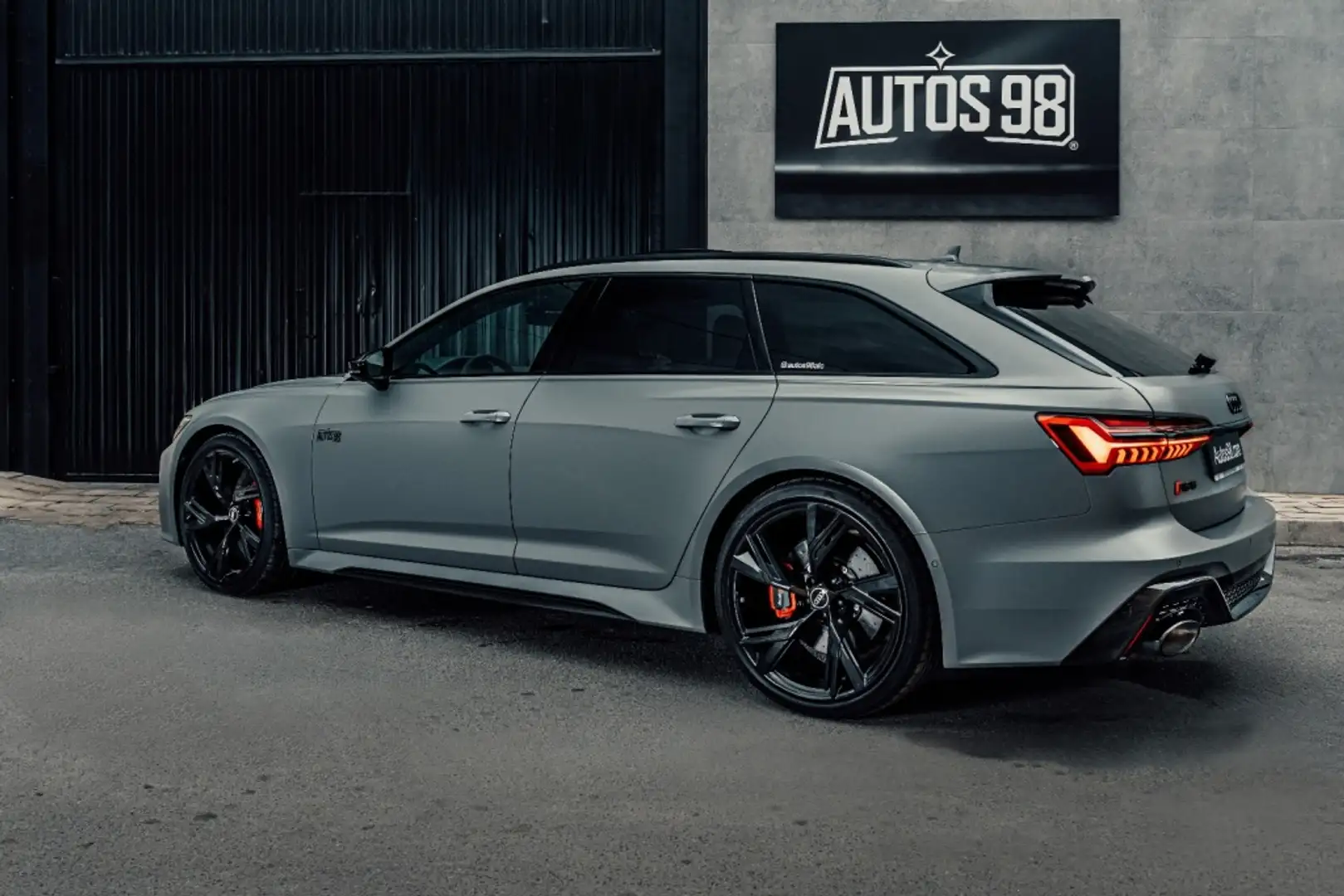 Audi A6 RS6 Avant Performance Gris - 2