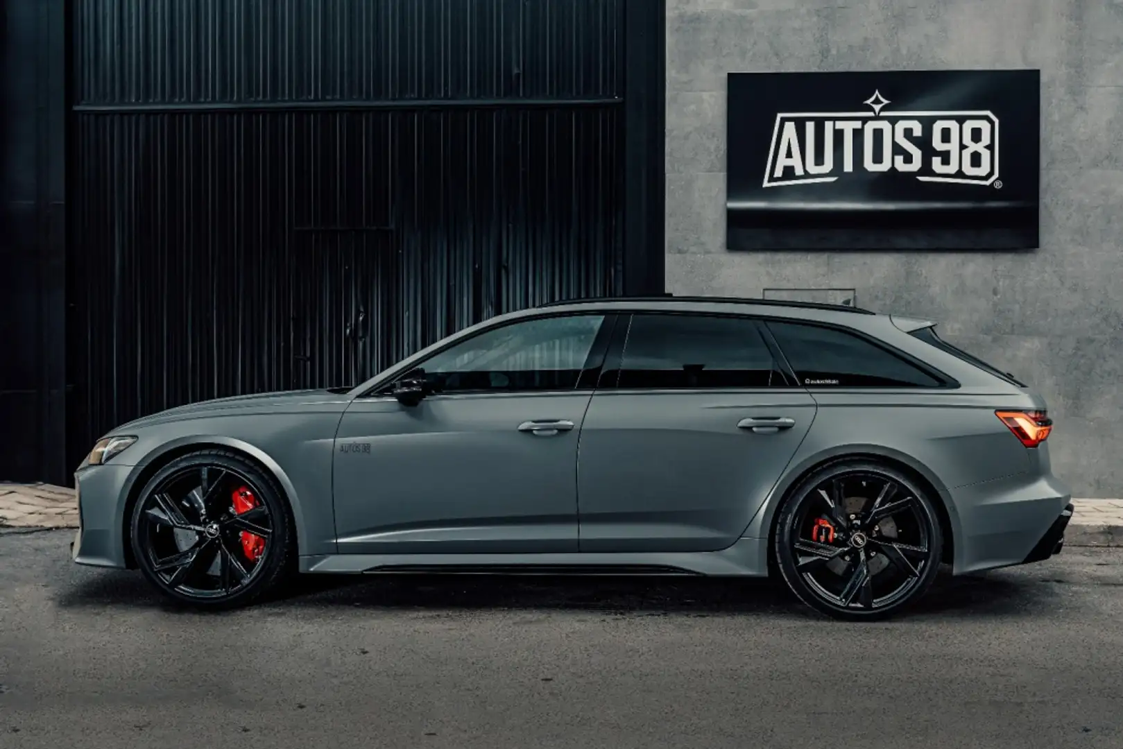 Audi A6 RS6 Avant Performance Gris - 1