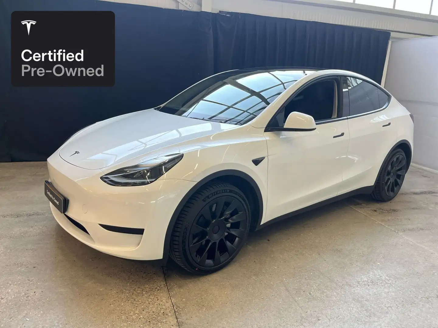 Tesla Model Y Rear-Wheel Drive "Certified Pre-Owned" Bianco - 1