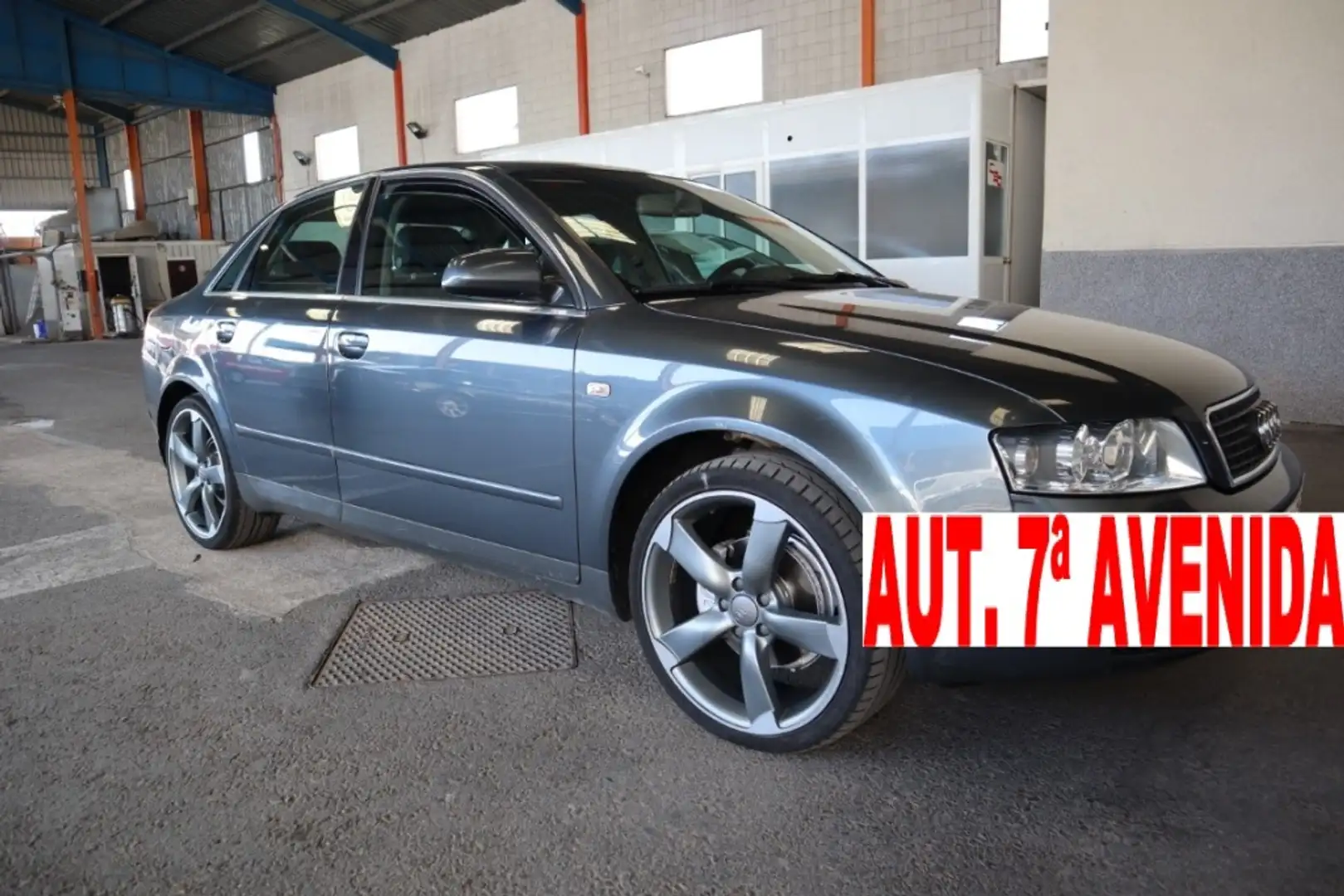 Audi A4 1.9TDI DPF Grau - 1