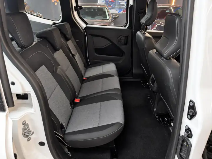 Renault Kangoo Combi equilibre 1.5 blue dCi -SS 2023, foto 8