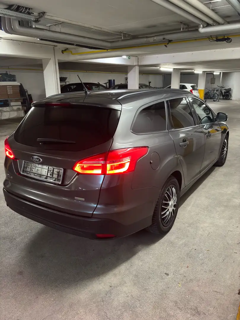 Ford Focus 1.0 EcoBoost Trend - 1