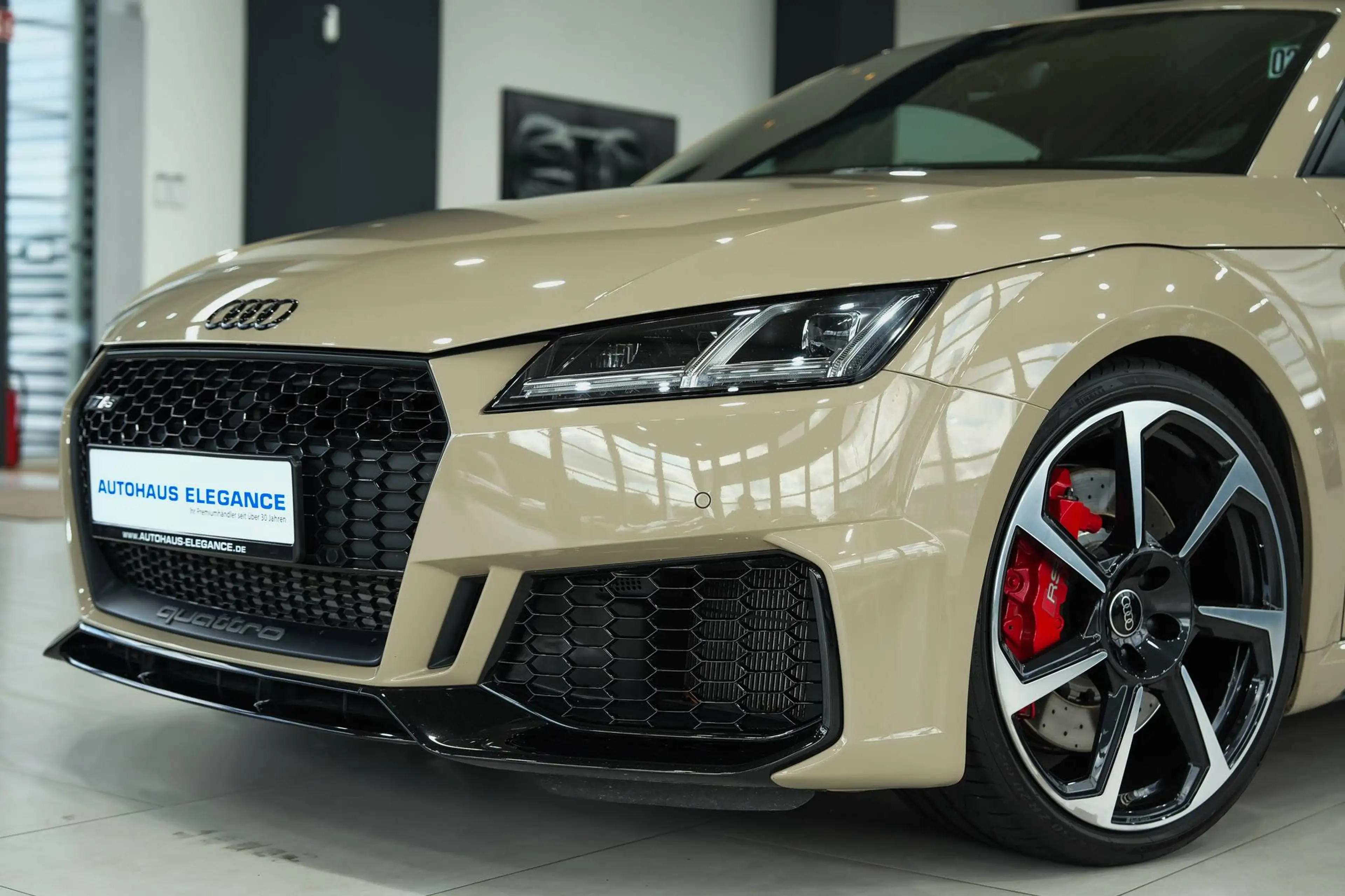 Audi TT RS 2.5 TFSI quattro*CARBON-INT*RS-ABGAS*B&O* — photo 9