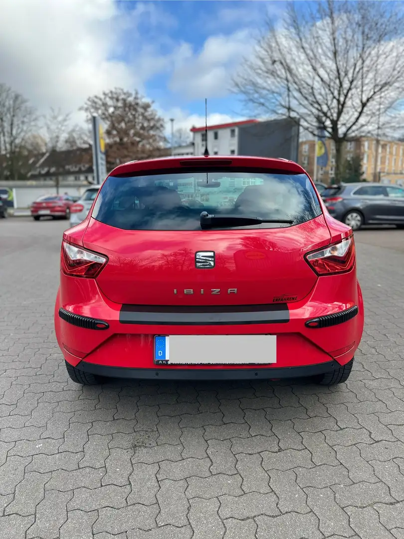 SEAT Ibiza SC 1.0 MPI Rot - 2