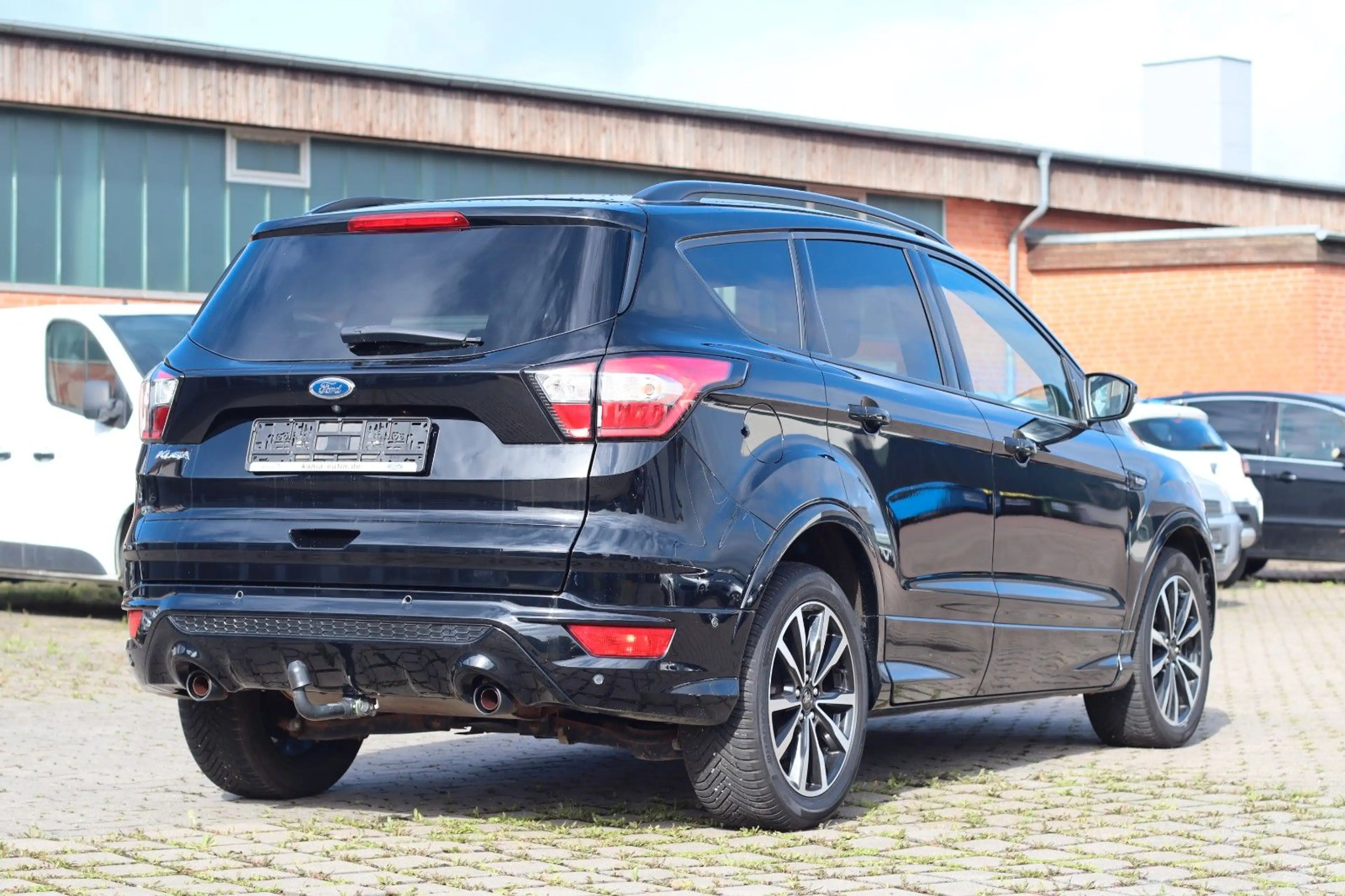 Ford Kuga ST-Line — photo 5