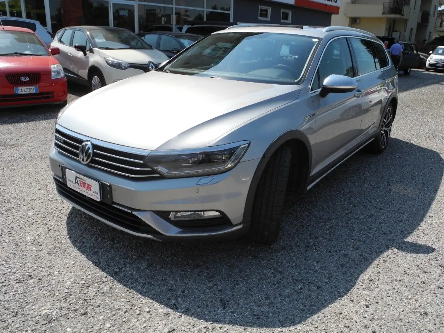 Volkswagen Passat Variant 2.0 TDI 190cv AllTruck 4Motion DSG BMT Grau - 1