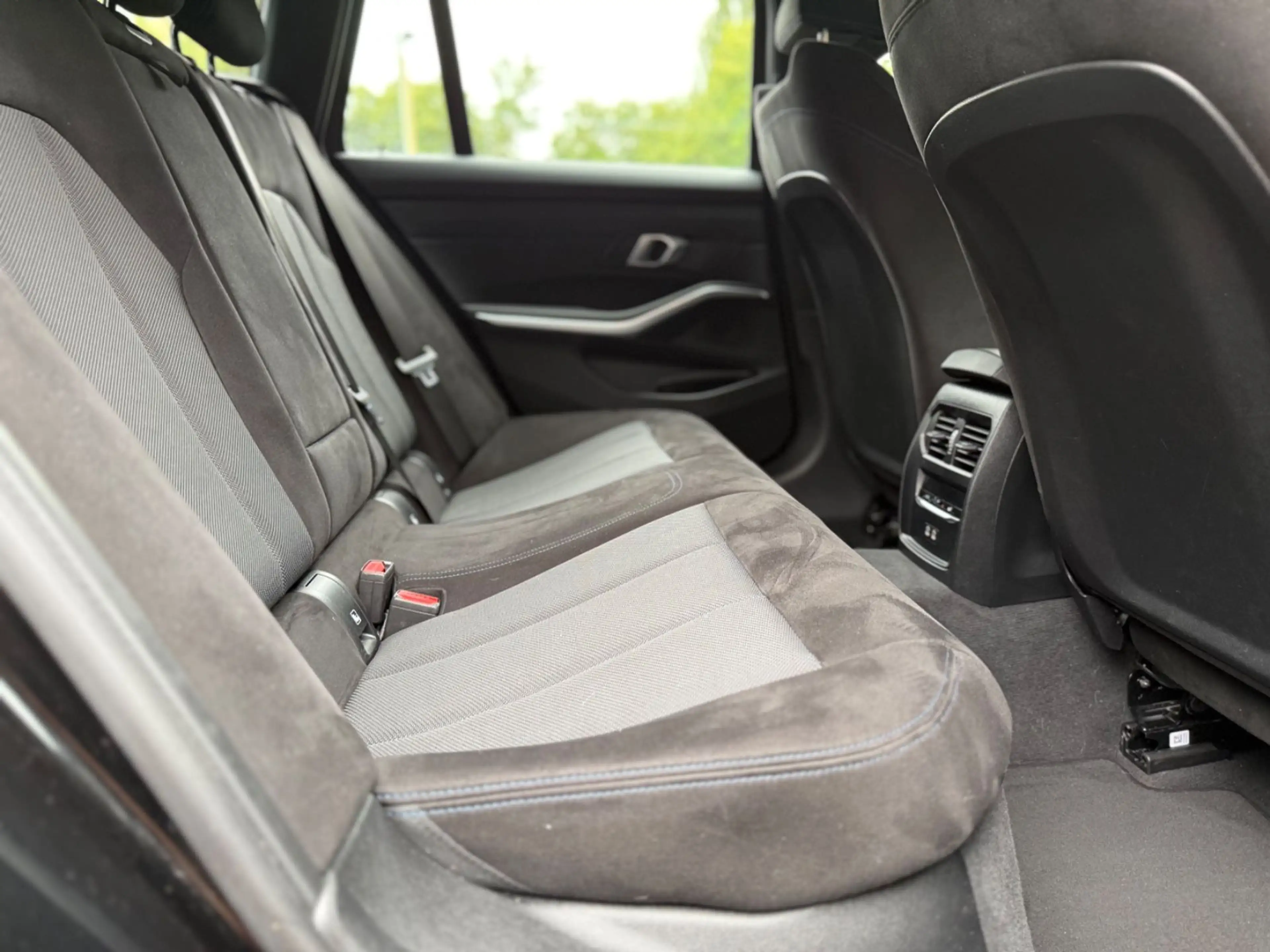 BMW 330 I Touring xDrive M Sport/Ambiente/Spur/Apple — photo 15