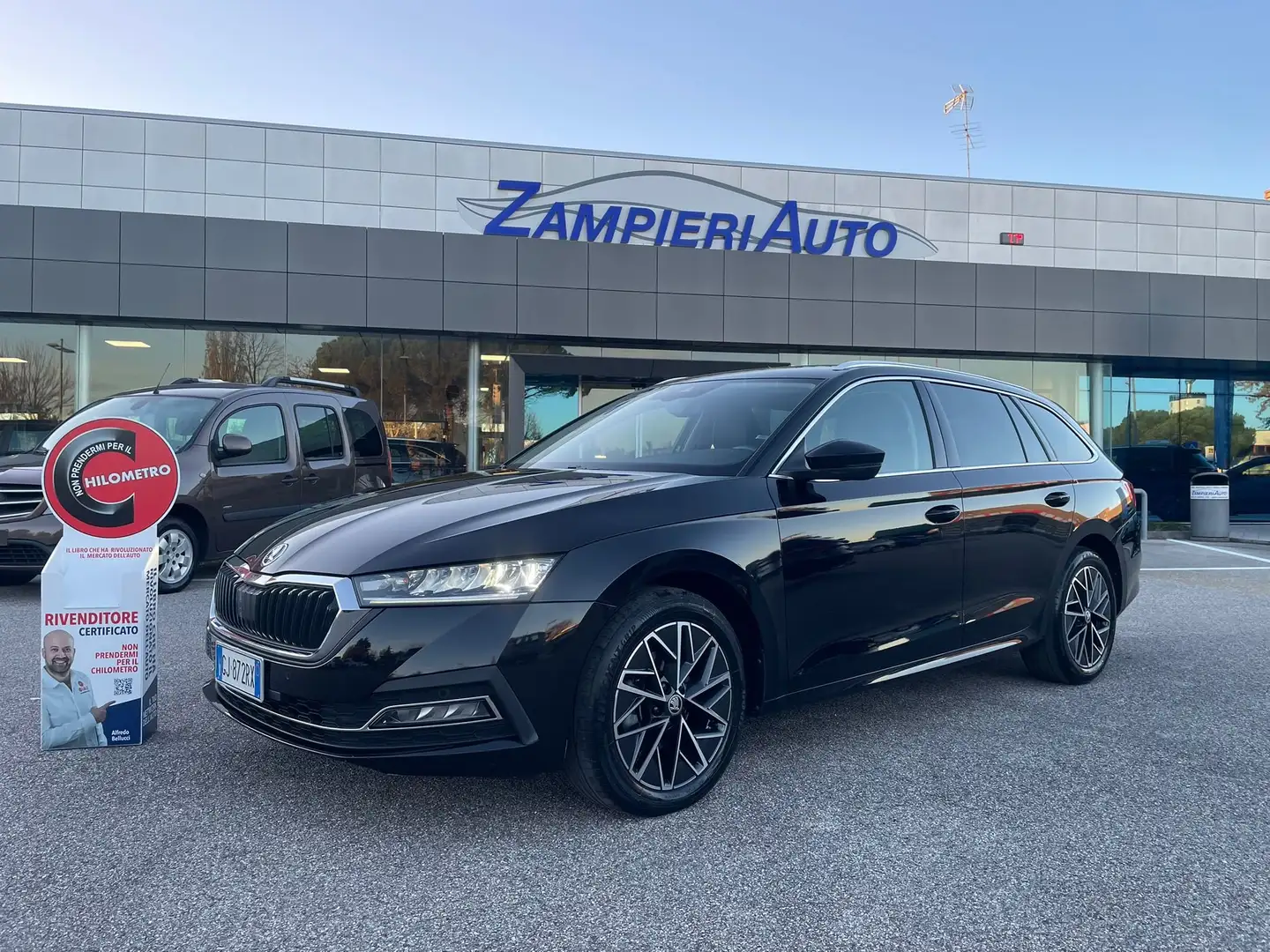 Skoda Octavia Octavia IV Wagon 2.0 tdi evo STYLE 150cv dsg Nero - 1