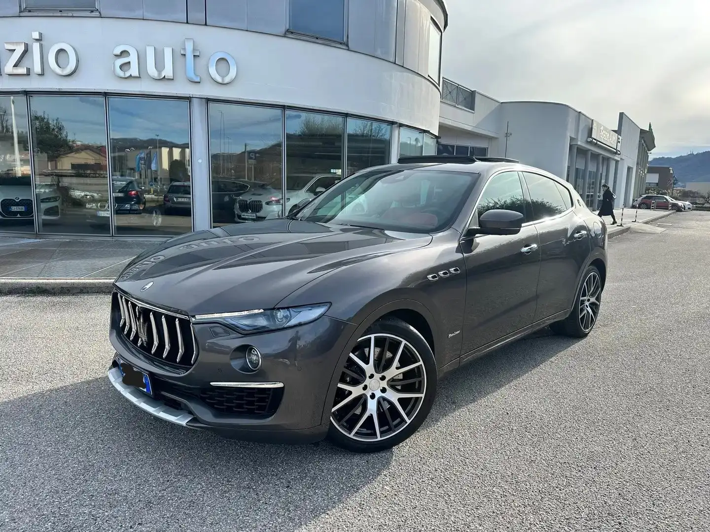 Maserati Levante Levante+3.0+V6+Granlusso+275cv+auto+my19 Grigio - 1