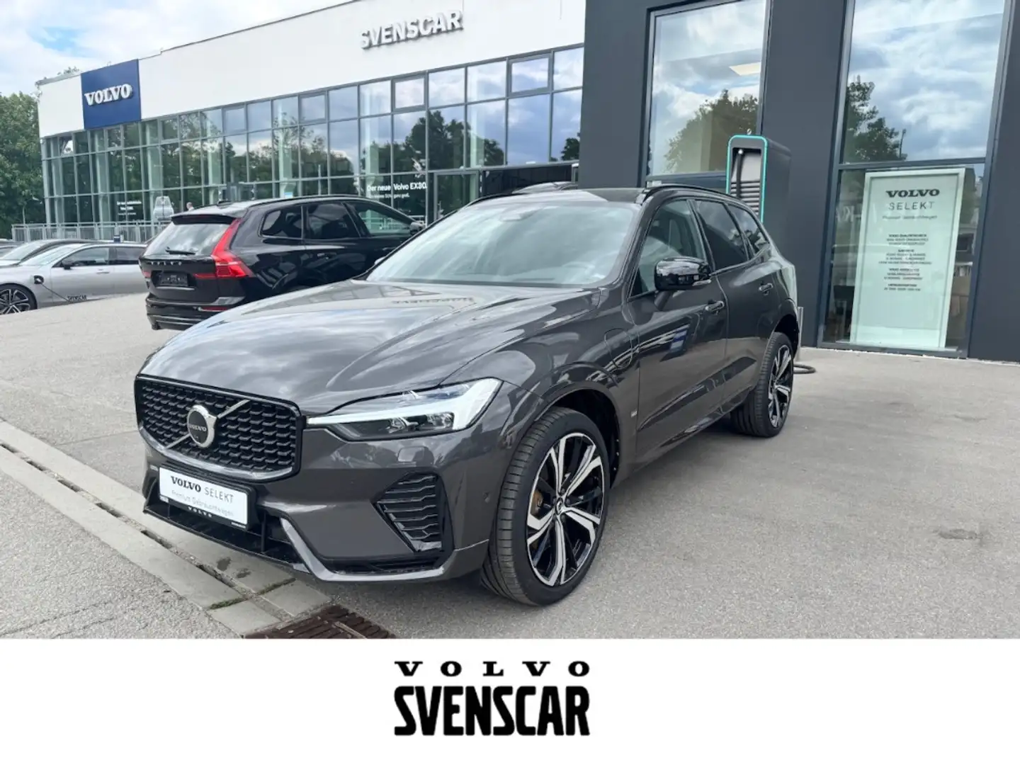 Volvo XC60 R Design Recharge Plug-In Hybrid AWD T6 Twin Engin Grau - 1