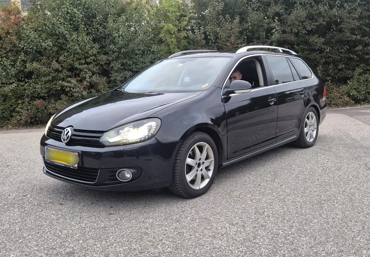 Volkswagen Golf Variant Sky 1,2 TSI - 1