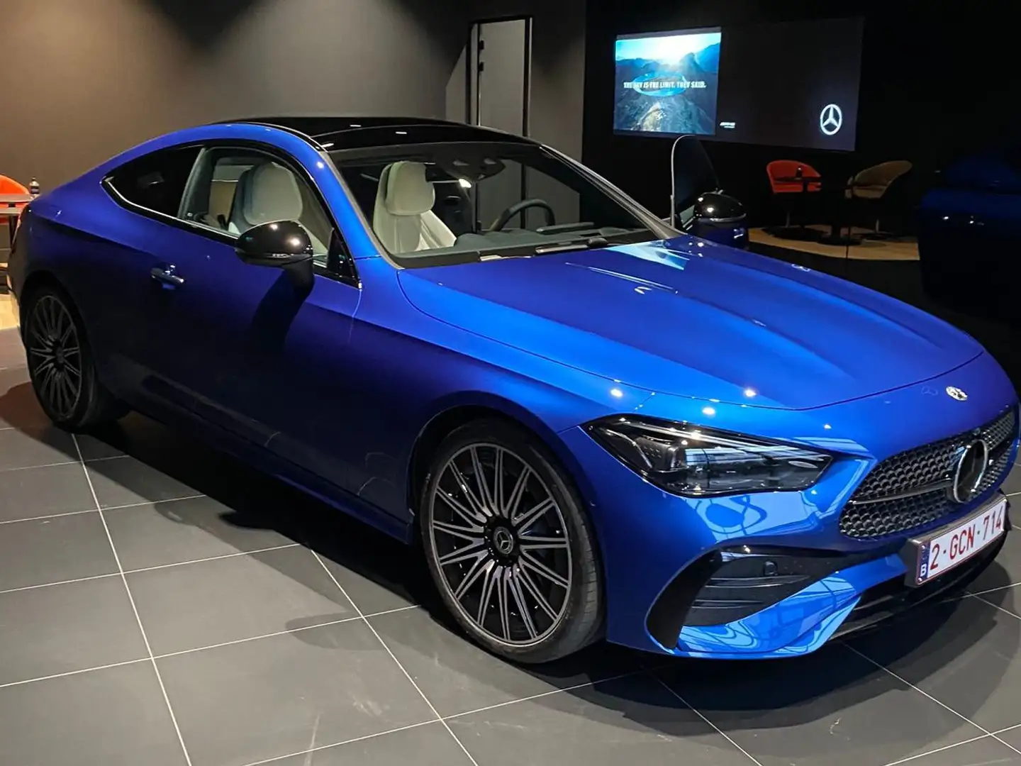 Mercedes-Benz CLE 450 CLE 450 4Matic Coupe 9G-TRONIC Edition AMG Line Blauw - 2