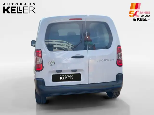 Toyota Proace City