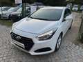 Hyundai i40 cw blue Trend 1-Hand Scheckheft AHK PDC Weiß - thumbnail 1