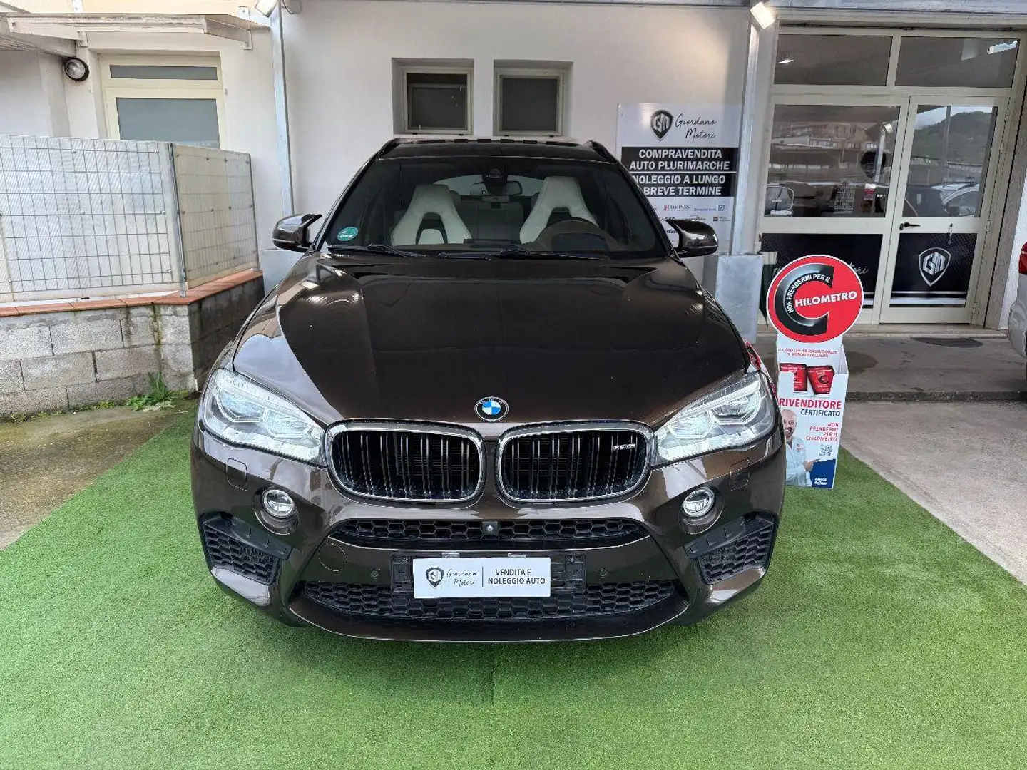 BMW X6 M Brons - 2