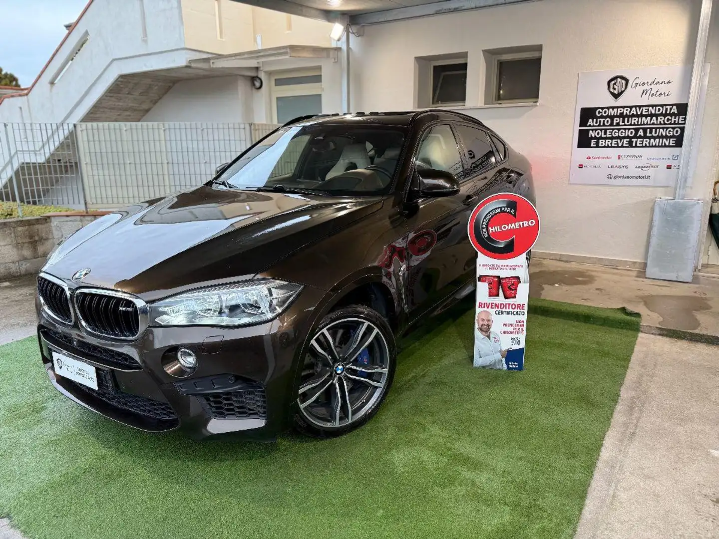 BMW X6 M Brons - 1