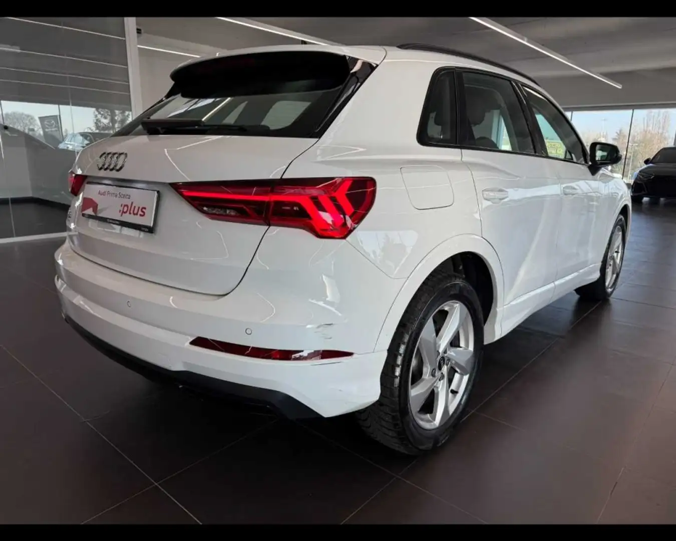 Audi Q3 35 TDI S tronic Business Advanced Bianco - 2