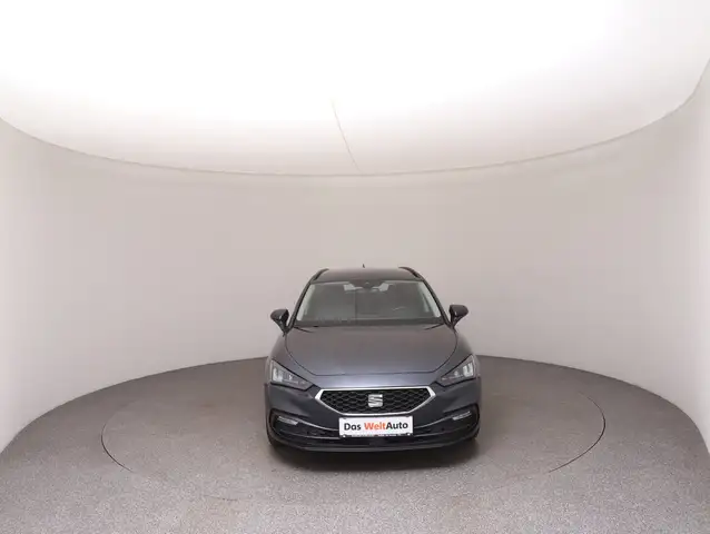 Seat Leon Leon view 3