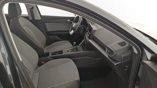 Seat Leon Leon view 10
