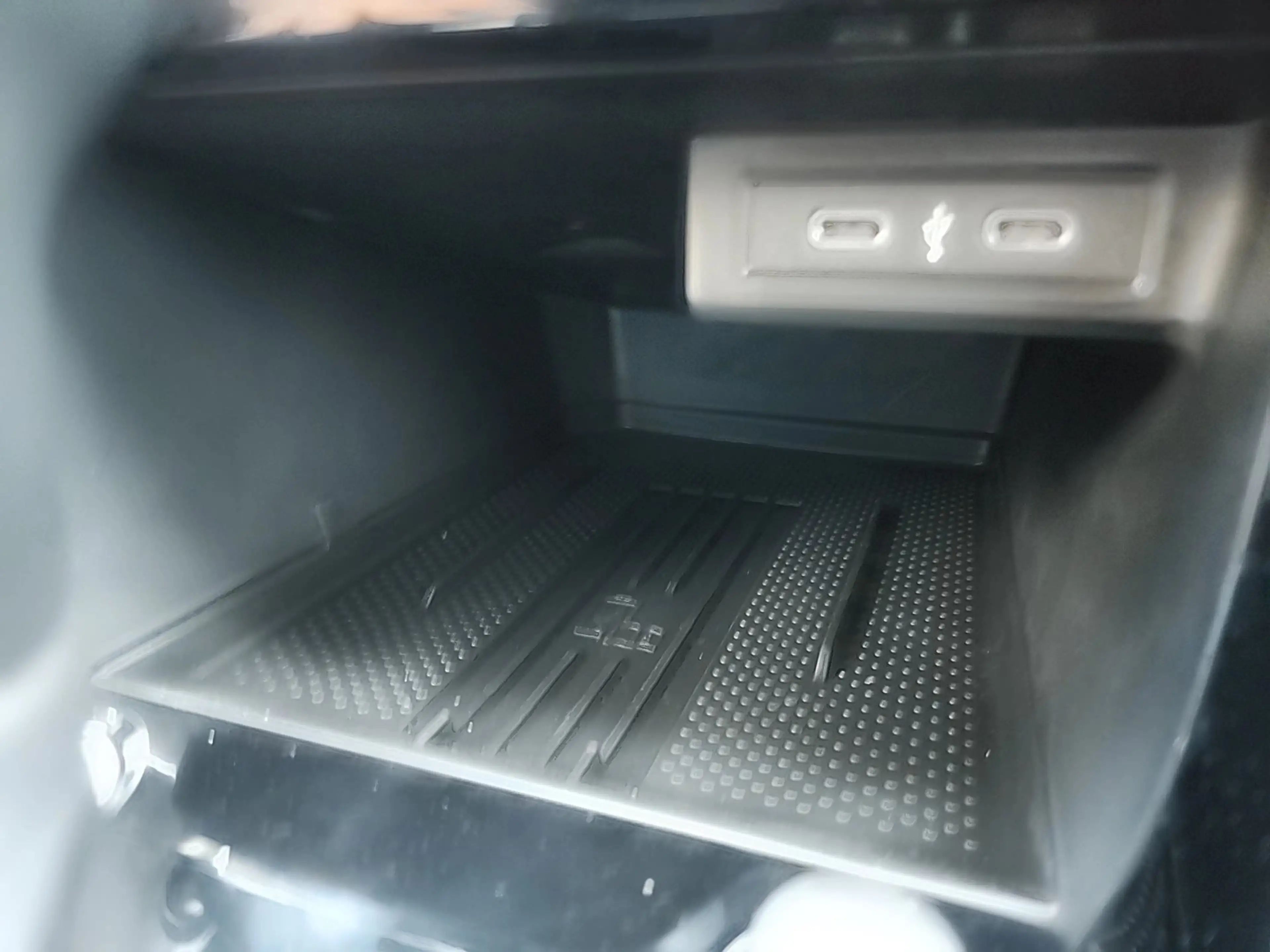 Volkswagen T-Cross Friends TSI DSG — photo 26