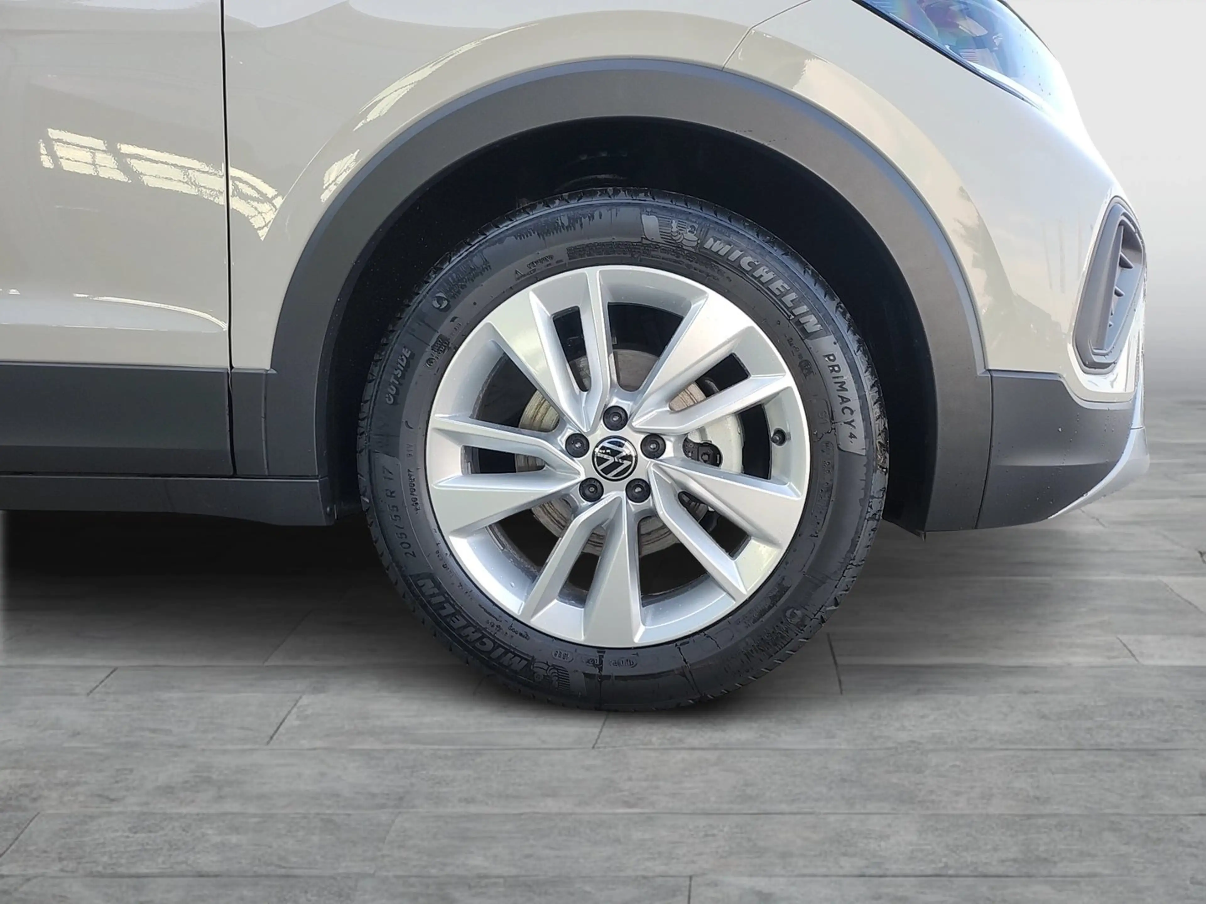 Volkswagen T-Cross Friends TSI DSG — photo 7