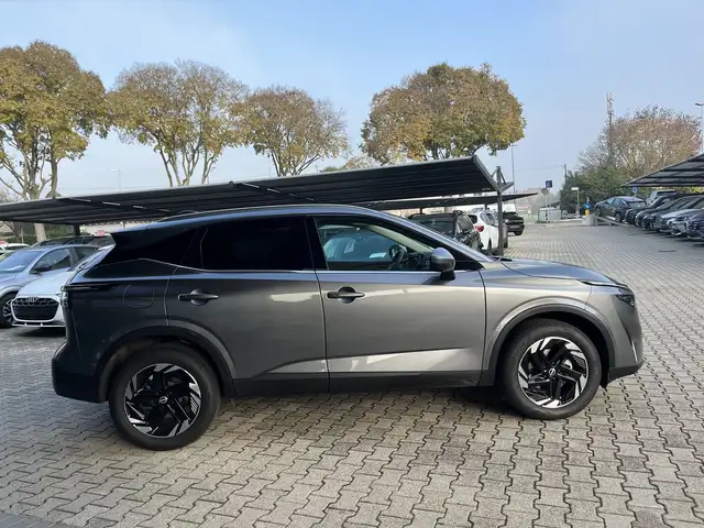 Nissan Qashqai view 4