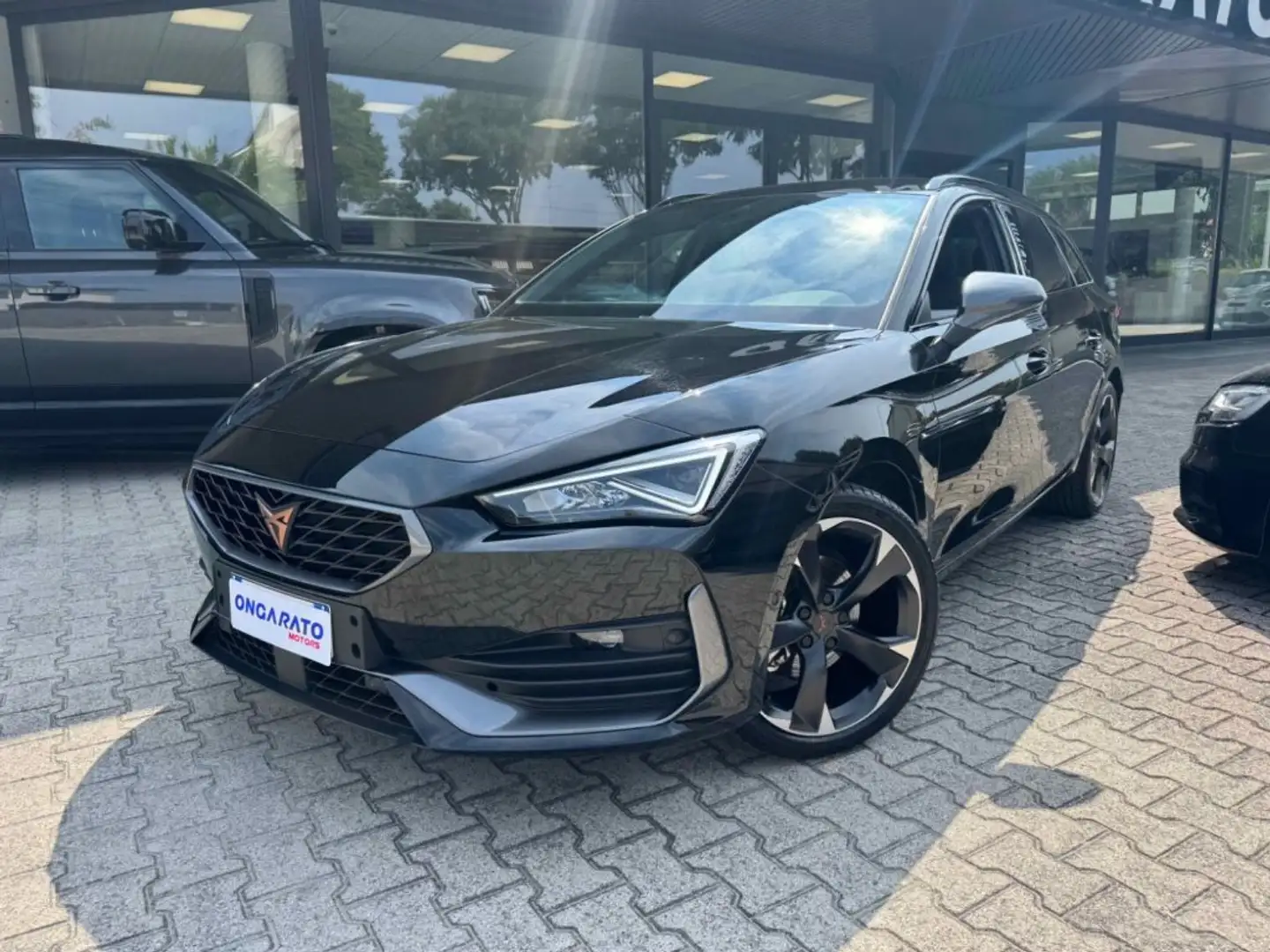 CUPRA Leon Sportstourer 1.5 Hybrid 150 CV DSG Nero - 2