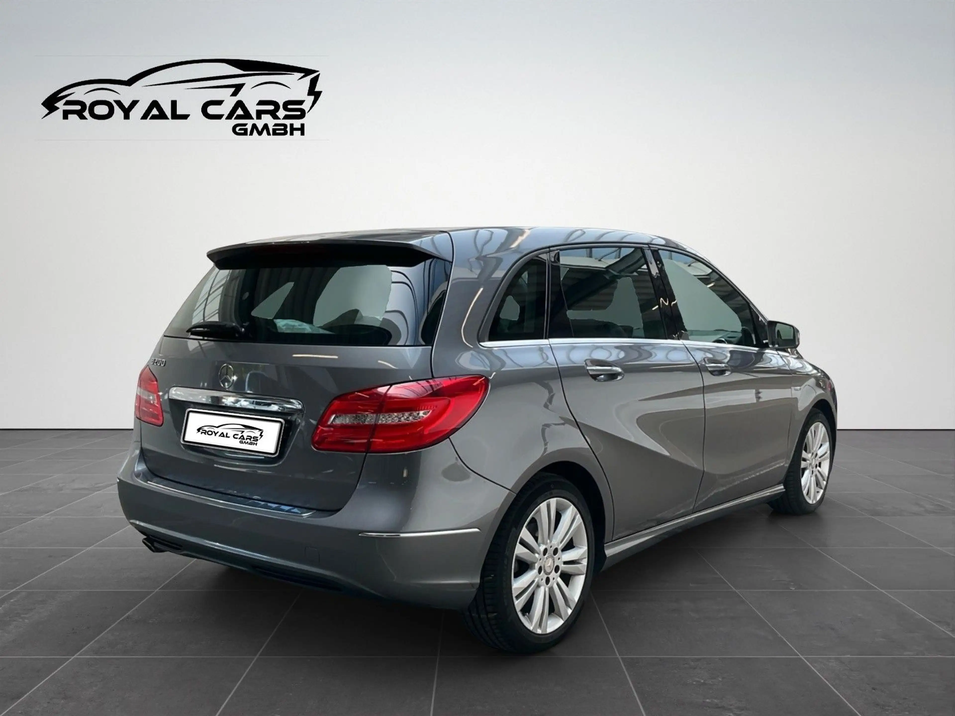 Mercedes-Benz B 200 NAVI*CAM*XENON*LED*PDC*LEDER*MEMORY*SHZ*F1 — photo 5