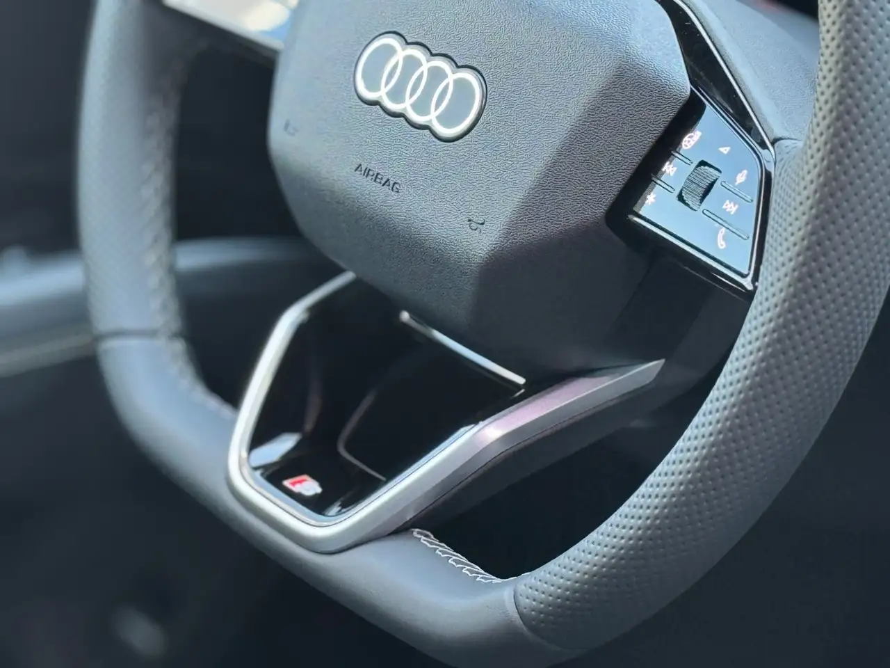 Audi Q4 2026 — фото 13