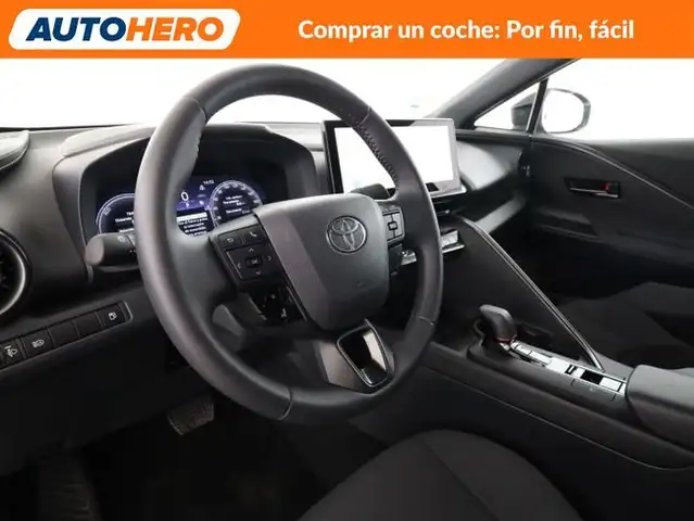 Toyota C-HR view 12