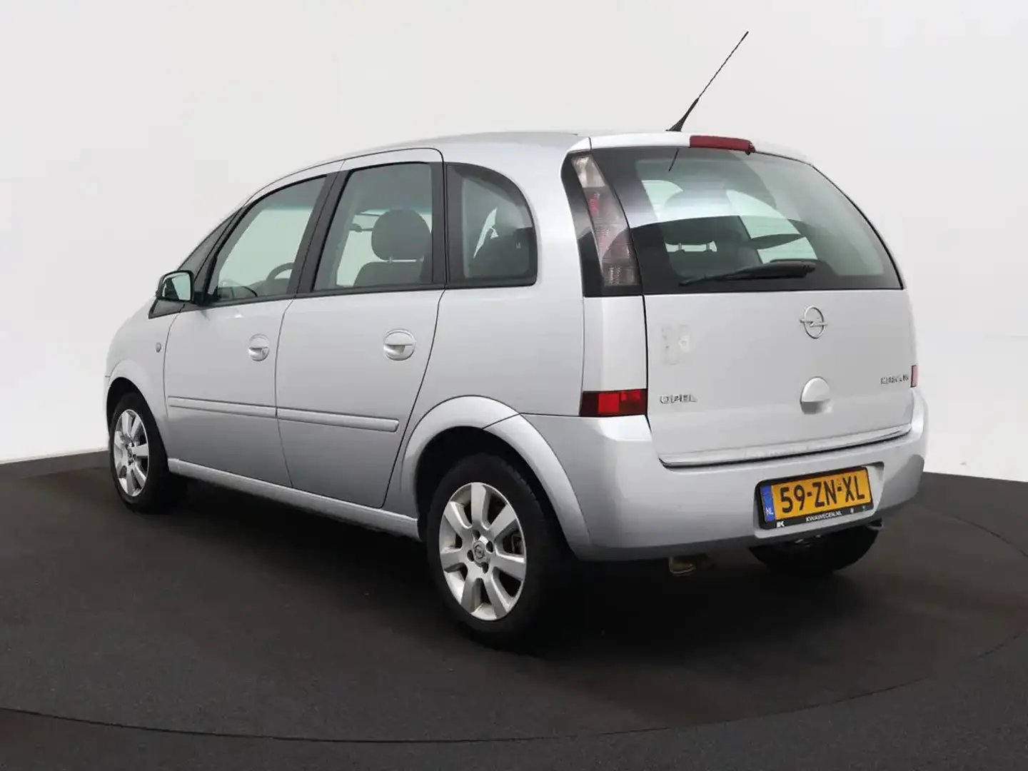 Opel Meriva 1.6-16V Cosmo (5-drs MPV)  04-2008 91.706 KM Grijs - 2