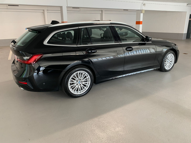 BMW 318 3 Touring 318 d Sport Line — photo 2
