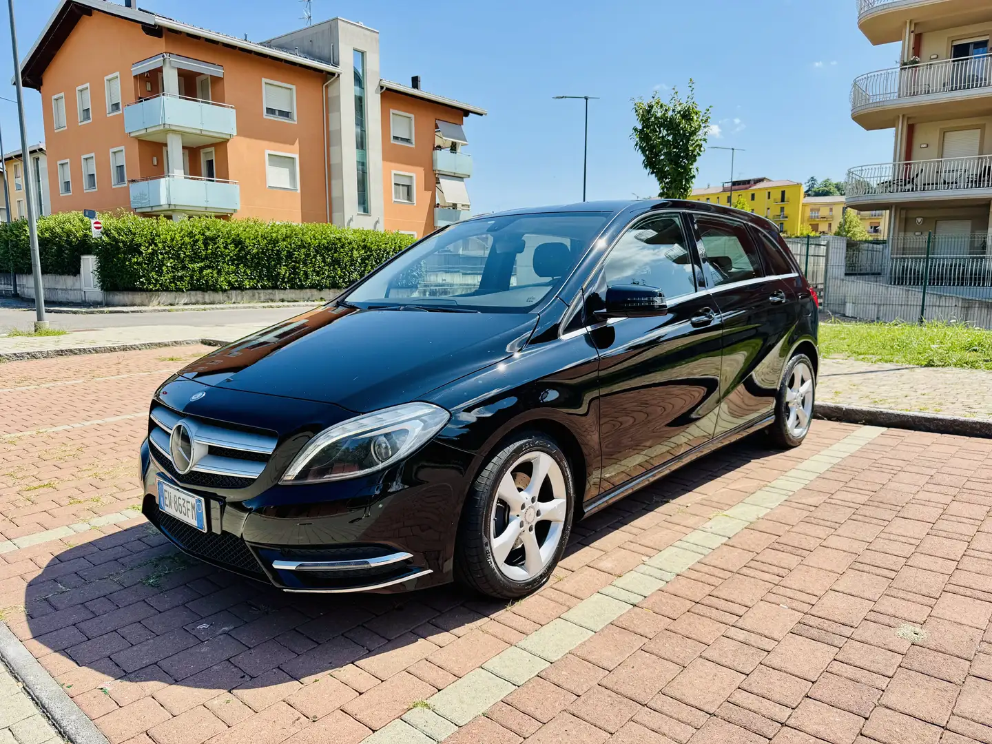 Mercedes-Benz B 200 CDI (BlueEFFICIENCY) 7G-DCT - 1